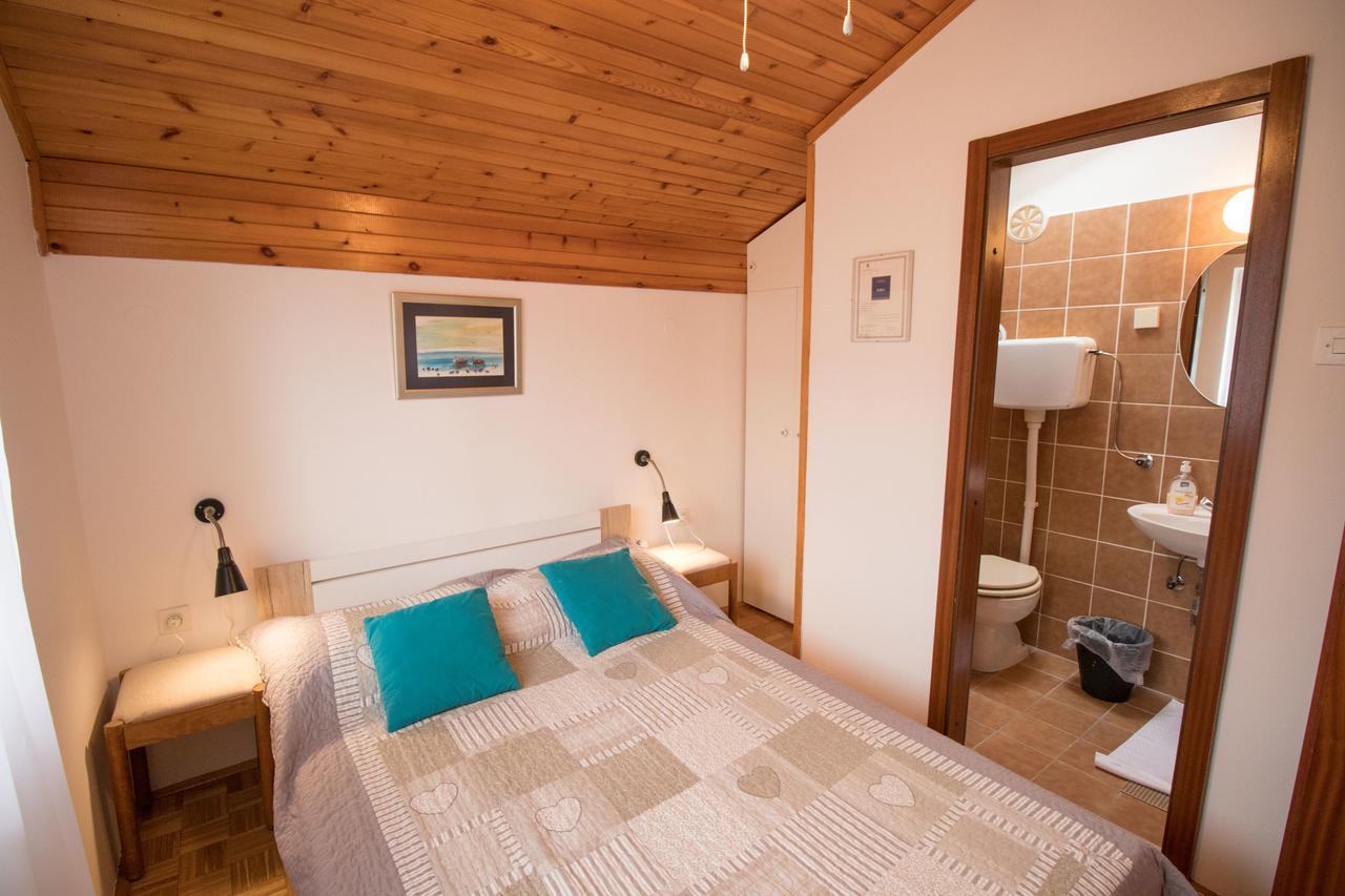 Rooms Sofija Selce Exterior foto